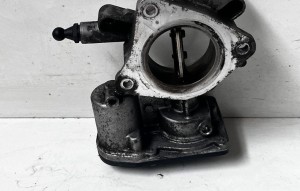 Opel Insignia (2008–2017) Gaasiklapp 00569200