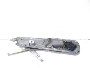 VOLVO V70 I (1997–2000) Front door window regulator 9152724 - 3