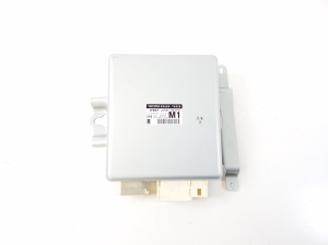 Control unit - 8965076020