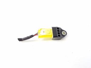Airbag sensor - 8983128020