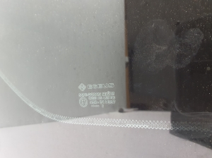 Opel Vivaro B (2014–2019) Seitenscheibe hinten (Karosserie) 833406006R - 3