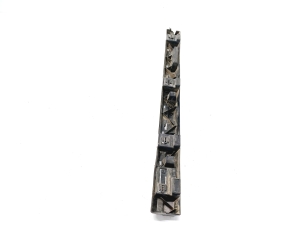 VOLVO V60 (2018–2026) Exterior sill trim bracket 31448920 - 3