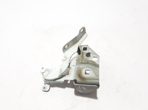 Opel Vivaro B (2014–2019) Hood hinge 654010249R - 2