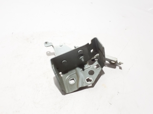   Scharnier Motorhaube  - 654004002R 
