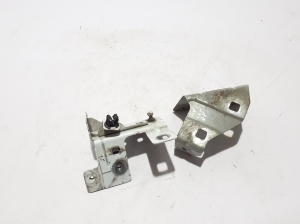 Opel Vivaro B (2014–2019) Front fender bracket 165527993R - 2