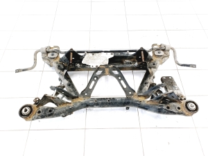 VOLVO V60 (2018–2026) Tagasild ja selle osad T033A - 2