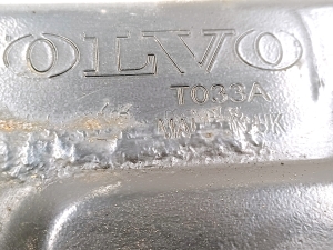 VOLVO V60 (2018–2026) Tagasild ja selle osad T033A - 3