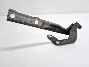Volkswagen Tiguan (2007–2016) Hood hinge 5N0823301A - 2