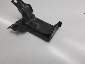 VOLVO V60 (2010–2018) Radiator bracket 31261932 - 2