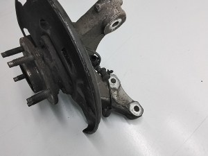 Opel Astra J (2009–2017) Front wheel hub and its parts 13502828 - 3