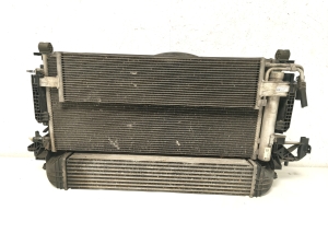   Radiaatorite komplekt ja selle osad  - 13453907 