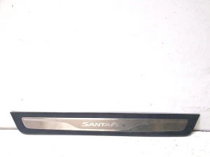 Inner sill trim - 858742W500