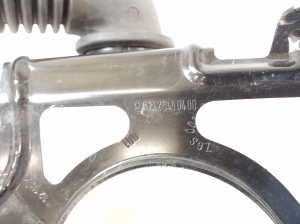 Mercedes Benz B-Class 242 (2013–2019) Sonstiger Halter A2425450400 - 3