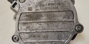 Vacuum pump - 06D145100E
