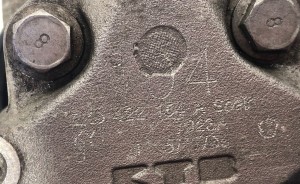 AUDI A4 B8 (2007–2016) Roolivõimendi pump 038145255B - 2