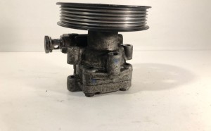 AUDI A4 B8 (2007–2016) Roolivõimendi pump 038145255B - 3