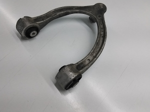 Mercedes Benz C-Class 205 (2014–2021) Eesmine õõtshoob 2053305501 - 2