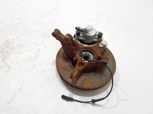 Dacia JOGGER I (2021–2026) Front wheel hub 400157032R - 2