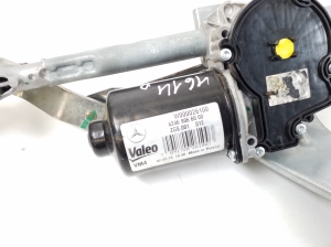 Mercedes Benz B-Class 242 (2013–2019) Windshield wiper mechanism A2469066000 - 2