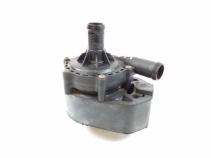 Mercedes Benz B-Class 242 (2013–2019) Tsirkulatsioonipump A2425000086 - 3