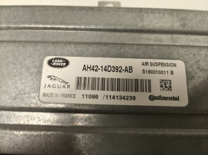 Jaguar XJ (2009–2026) Õhkvedrustuse juhtplokk AH4214D392AB - 4