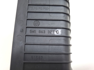 Volkswagen Tiguan (2007–2016) Salona paneļa cita detaļa 5M1863328C - 5