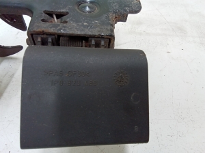 Seat Leon (2005–2012) Hood release handle on the hood 1P0823480 - 2
