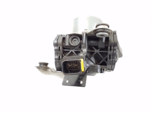 Mercedes Benz B-Class 242 (2013–2019) Vaakumpump A2424300632 - 2