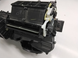 Volkswagen Tiguan (2017–2026) Heizung und ihre Teile 5QB816005B - 3