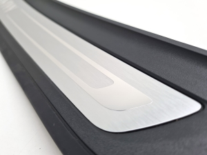 BMW 5 SERIES G31 (2017–2026) Inner sill trim 7381329 - 3