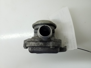  EGR valve 