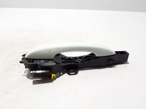 Dacia JOGGER I (2021–2026) Front door external opening handle and its details - 3