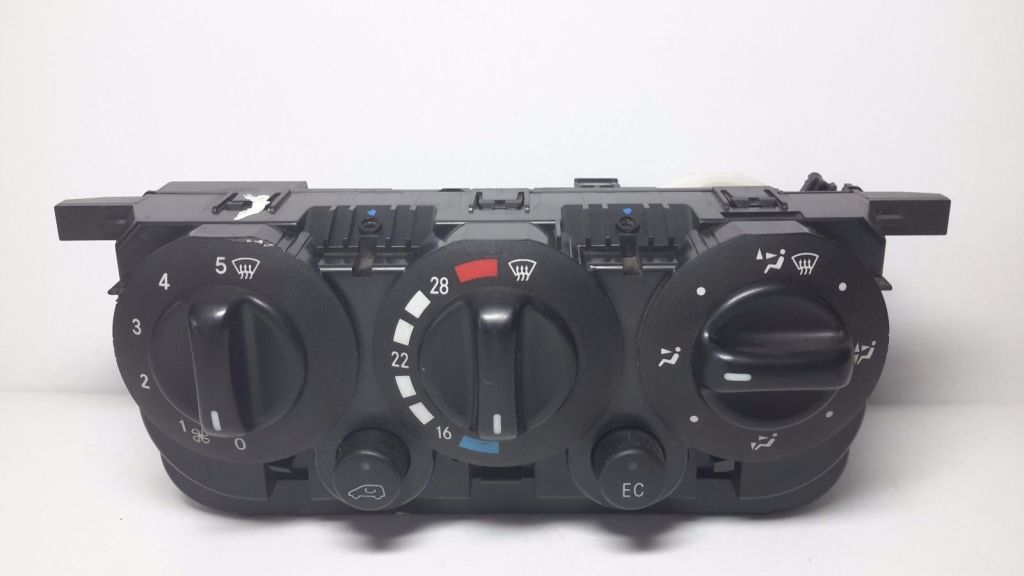 MERCEDES-BENZ A-Class W168 (1997-2004) Climate  Control Unit A1688301285 20973303