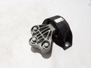 RENAULT Kangoo III (2021–2026) Engine bracket 112325413R - 2
