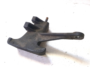 VOLVO V70 I (1997–2000) Engine bracket 074115369 - 5
