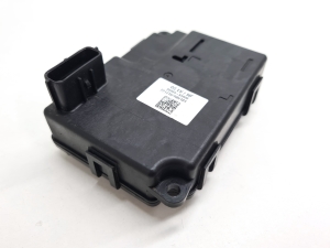 Dzesēšanas ventilatora aizvara motors - 86969K4000