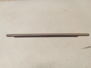 Lèche-vitre extérieur de porte arrière - 5730A246