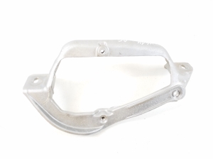 Mercedes Benz B-Class 242 (2013–2019) A/C compressor bracket A2423417701 - 3