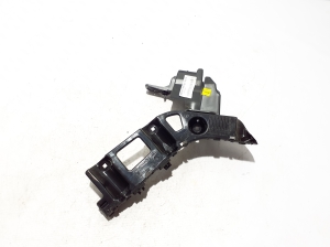 Rear bumper bracket - 850448004R