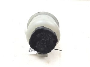 NISSAN Navara (2005–2015) Ausgleichsbehälter Servolenkung 49180EA000