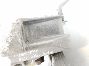 Mercedes Benz B-Class 242 (2013–2019) Engine mount A2462400617 - 3