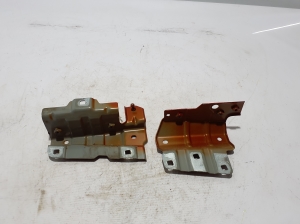 RENAULT Kangoo III (2021–2026) Esiporitiiva kinnitus 641352285R - 2