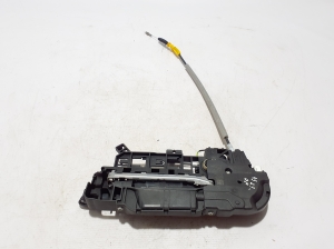 AUDI A5 (2016–2026) Front door external opening handle and its details - 2