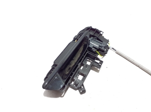 AUDI A5 (2016–2026) Front door external opening handle and its details - 4