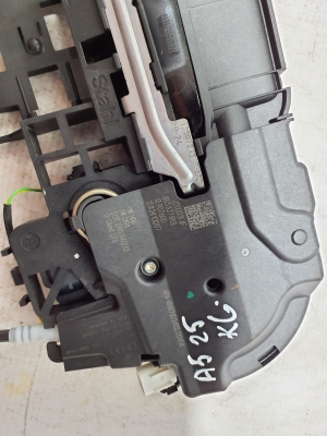 AUDI A5 (2016–2026) Rear side door exterior handle and its parts - 3