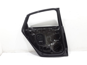 AUDI A5 (2016–2026) Rear side doors 8B5833051C - 2