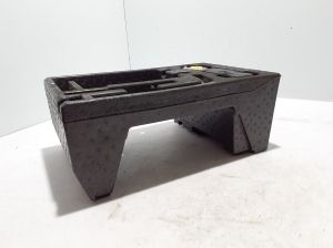 AUDI A5 (2016–2026) Trunk tool tray and its parts 8B3012169 - 4