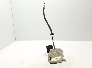 Front door lock - 85B837016E