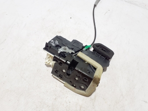 AUDI A5 (2016–2026) Rear side door lock 85E839016G - 4