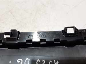 AUDI A5 (2016–2026) Rear side door outer window molding 8B3839902 - 2